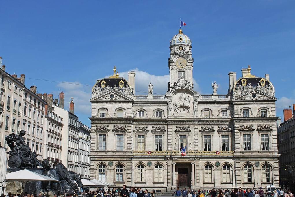 Appartement Place Des Terreaux 里昂 外观 照片
